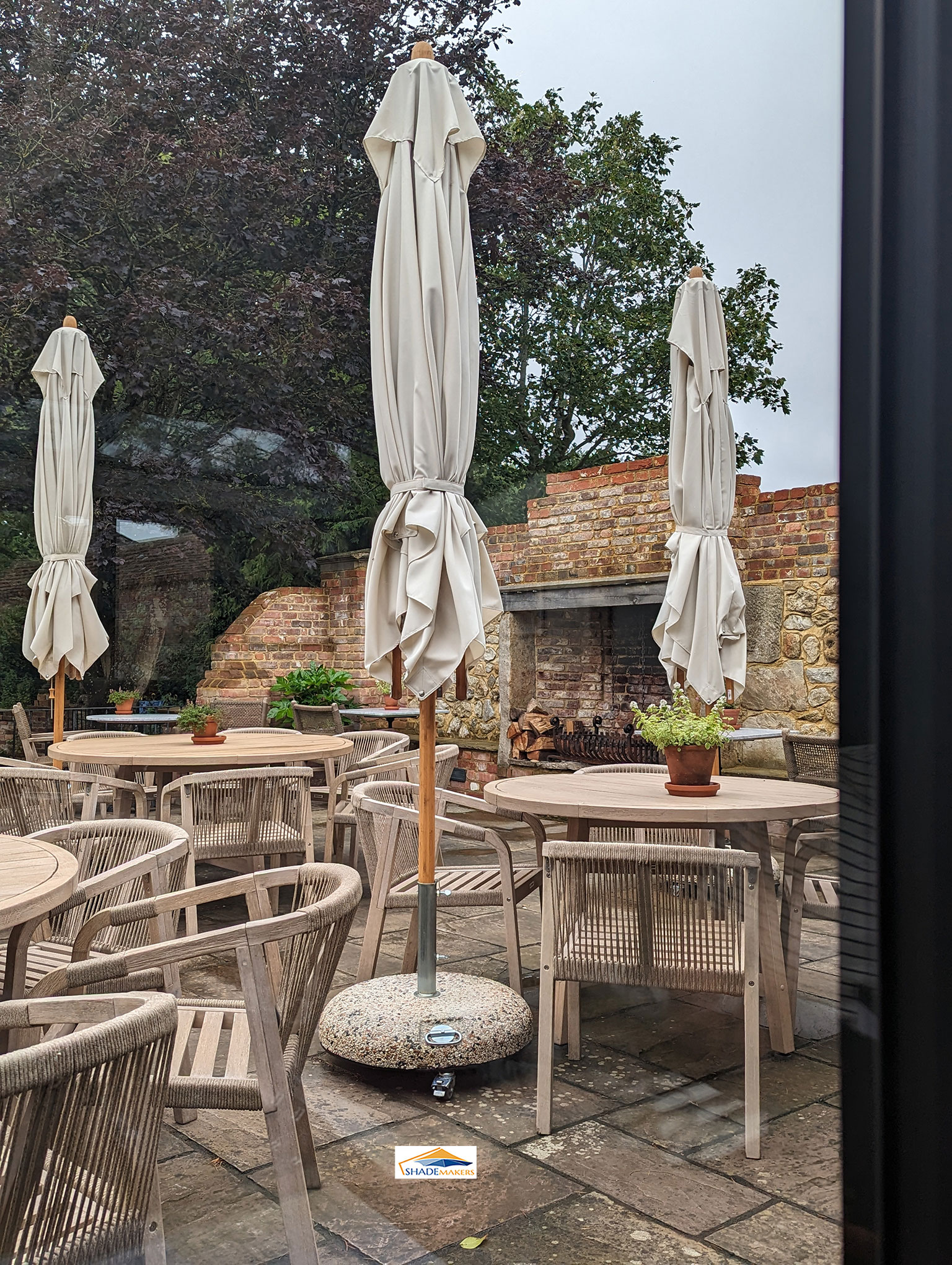 Harmattan on ShadeArt mobile base